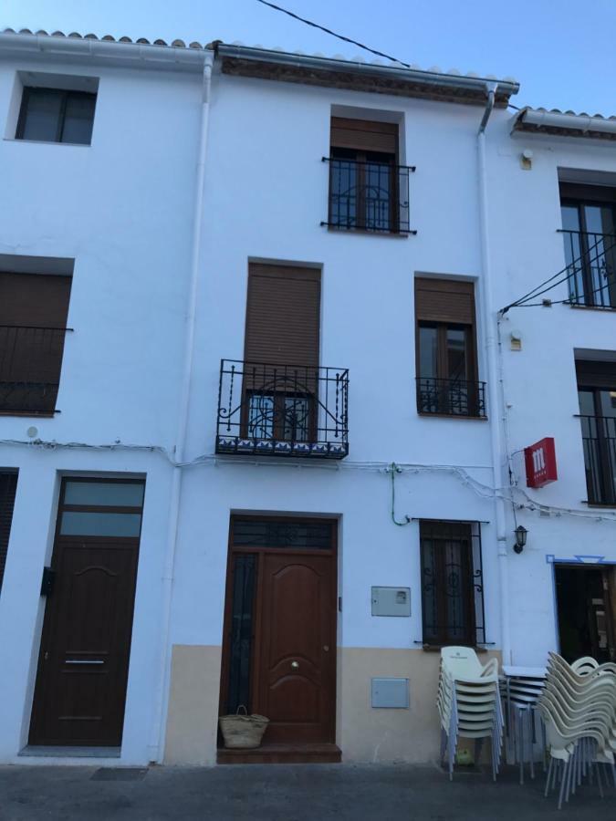Apartamento Casa La Abuela Chulilla Exterior foto